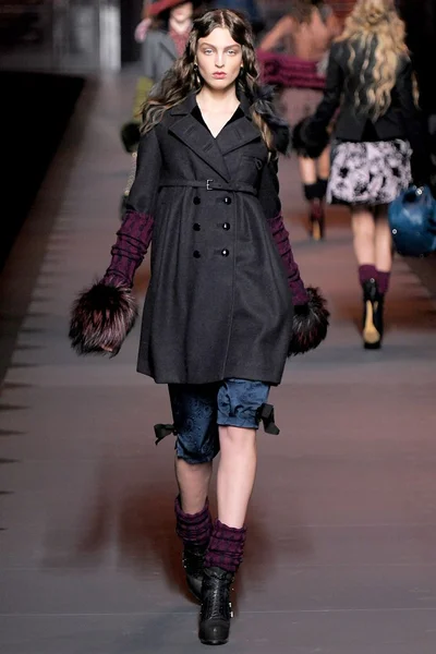Look 14